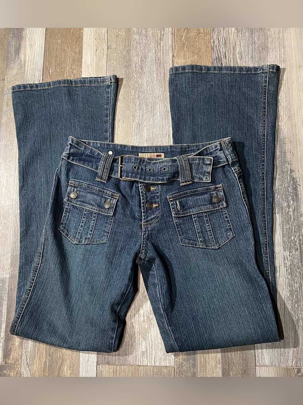 Y2K Low Rise Stretch Flare Boot Cut Belt Loops Woman’s 7 Vintage Forever 21